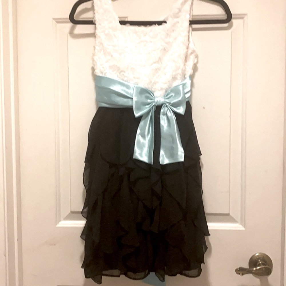 Gorgeous dress!